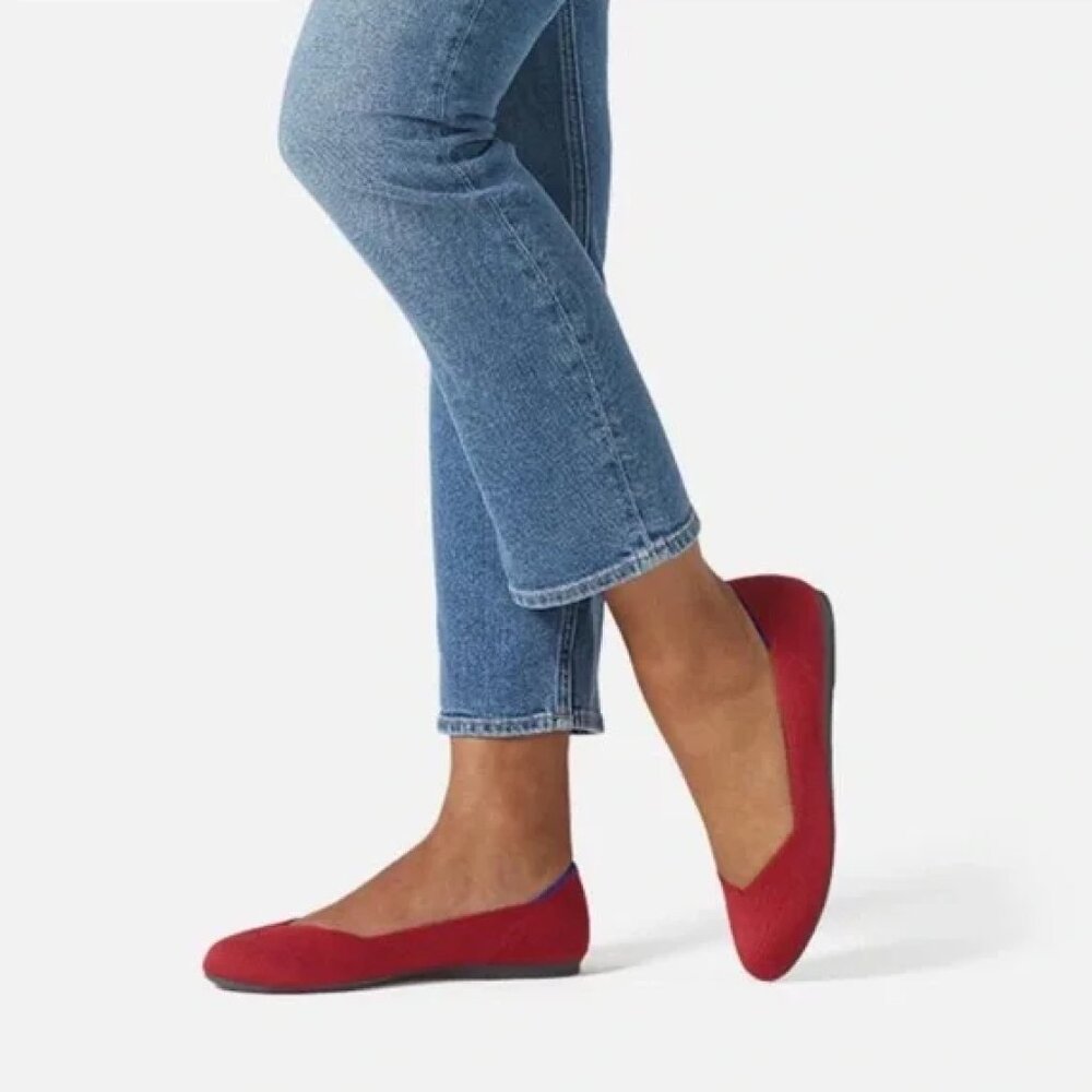 (NEW, w/box) Rothy’s Scooter Red, rounded toe flat, in size 7.5